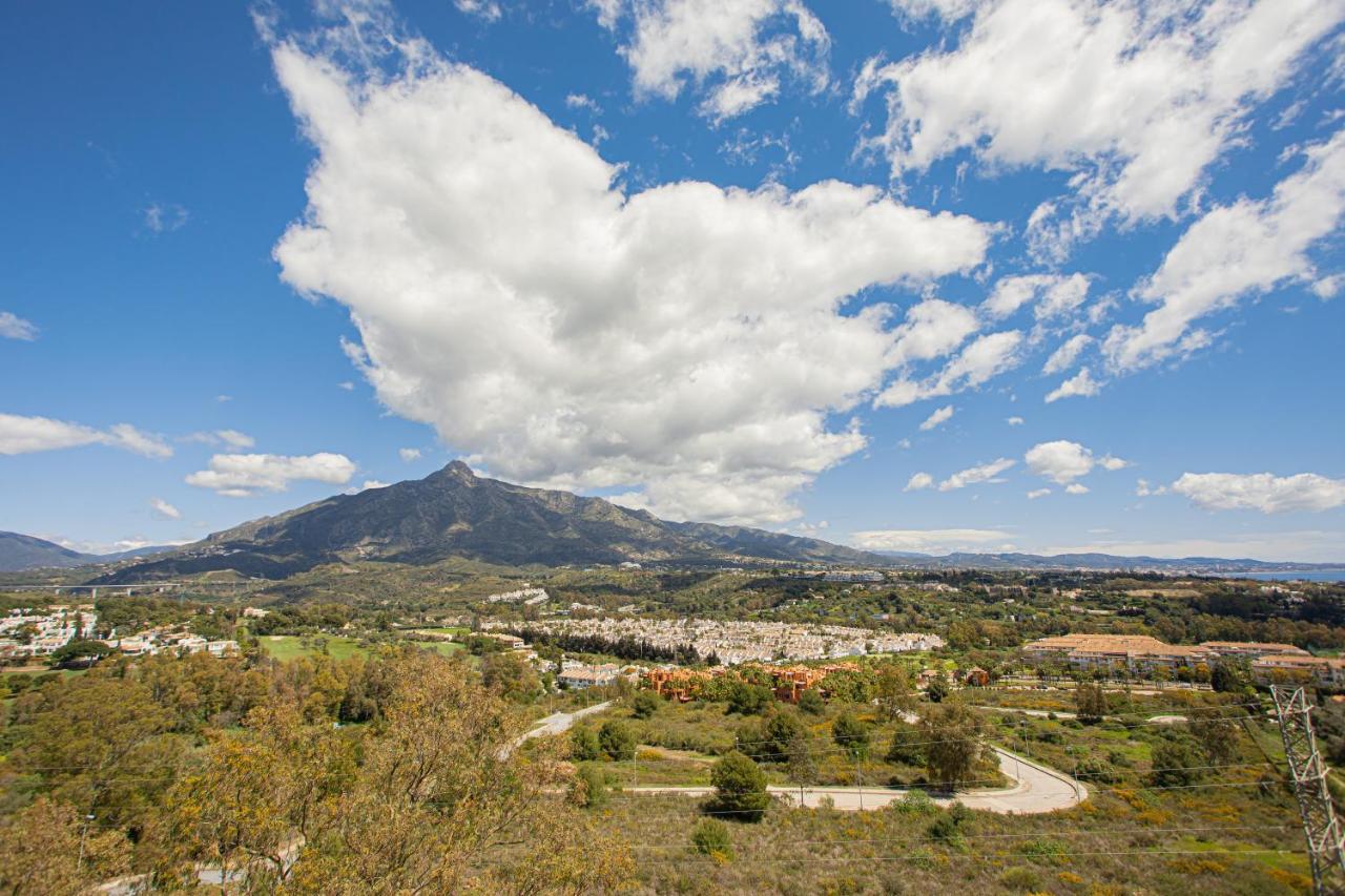 Modern Apartment With Stunning Views Marbella Luaran gambar