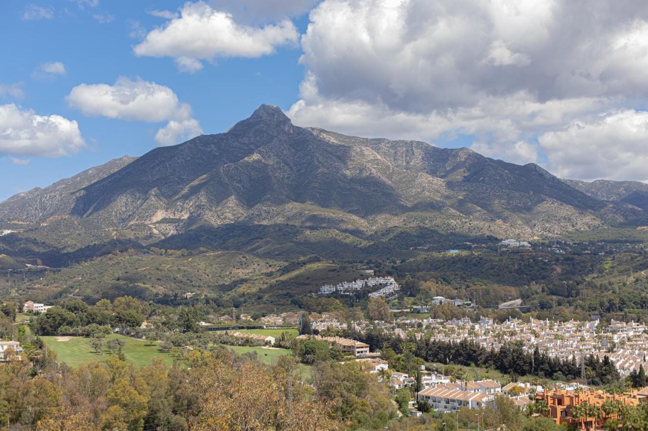 Modern Apartment With Stunning Views Marbella Luaran gambar